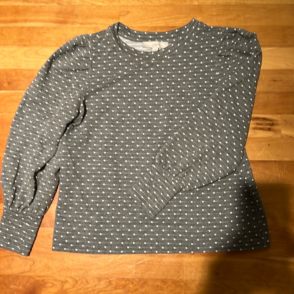 Loft Gray with Embroidered White Textured Dots Top - S